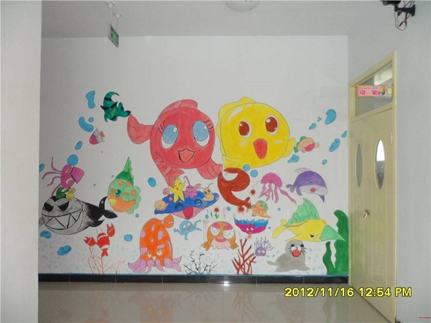 幼儿园动物墙面布置