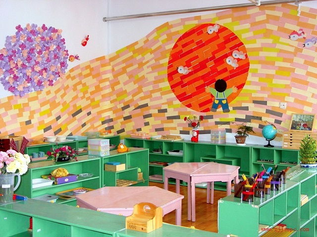美丽的幼儿园墙面布置