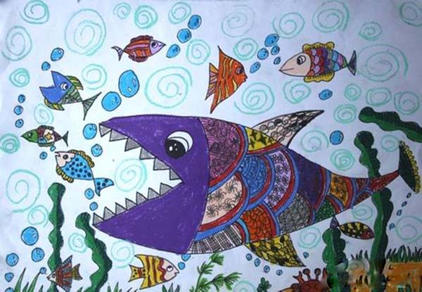 “大鱼吃小鱼”小学四年级海底世界儿童画作品-www.qqscb.com