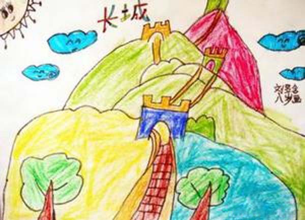 幼儿关于长城的儿童蜡笔画作品图片-www.qqscb.com