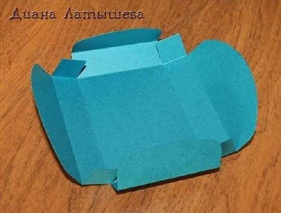 儿童手工礼物包装纸盒的折法图解教程-www.qqscb.com