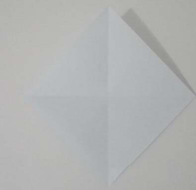简单折纸可爱的小鸟制作方法图解-www.qqscb.com