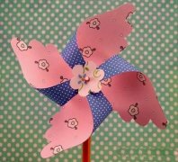 儿童折纸漂亮小风车手工制作图解步骤