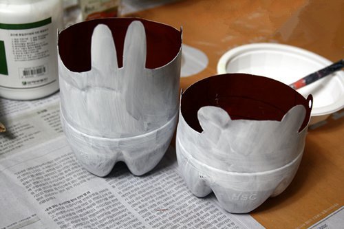 饮料瓶废物利用 可乐瓶小熊盆栽DIY制作-www.qqscb.com
